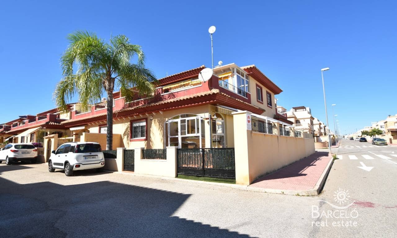 3 sypialnia Dom na sprzedaż w Ciudad Quesada z basenem garażem - 230 000 € (Ref: 9345196)