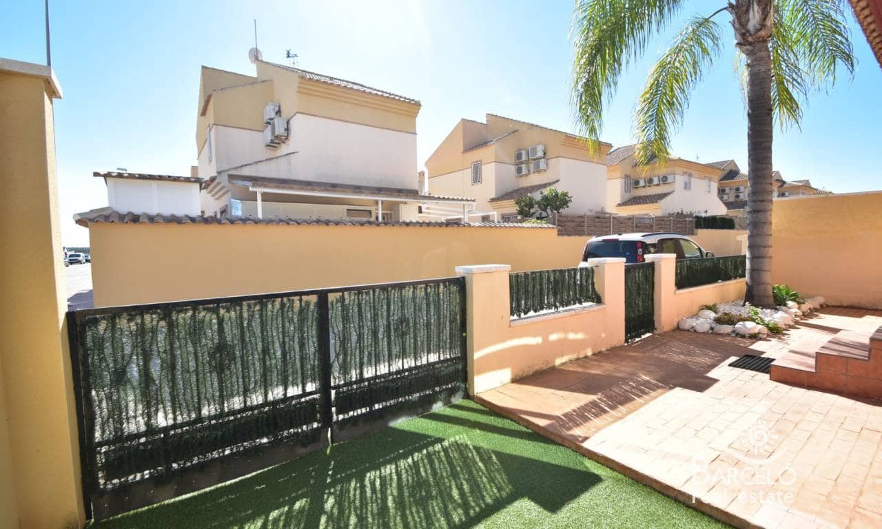 3 sypialnia Dom na sprzedaż w Ciudad Quesada z basenem garażem - 230 000 € (Ref: 9345196)