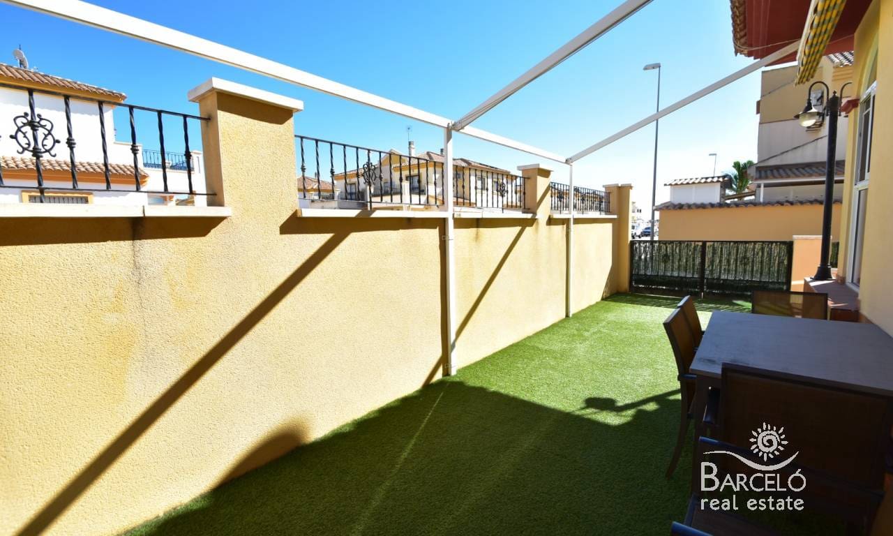 3 sypialnia Dom na sprzedaż w Ciudad Quesada z basenem garażem - 230 000 € (Ref: 9345196)