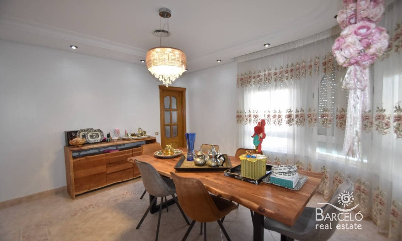 7 bedroom Villa for sale in Redovan with pool garage - € 530,000 (Ref: 9360298)