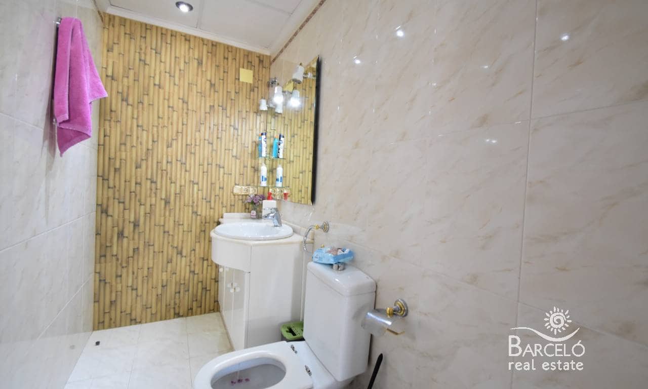 7 bedroom Villa for sale in Redovan with pool garage - € 530,000 (Ref: 9360298)