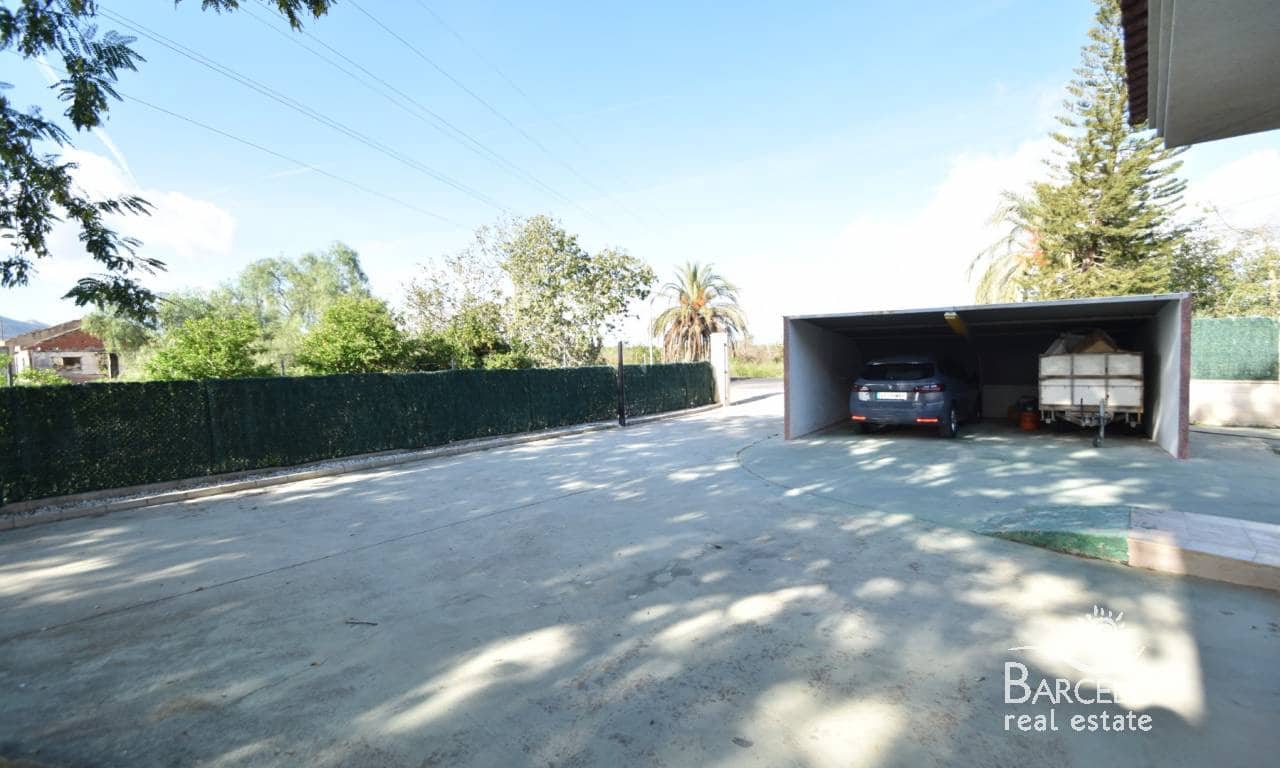 7 bedroom Villa for sale in Redovan with pool garage - € 530,000 (Ref: 9360298)