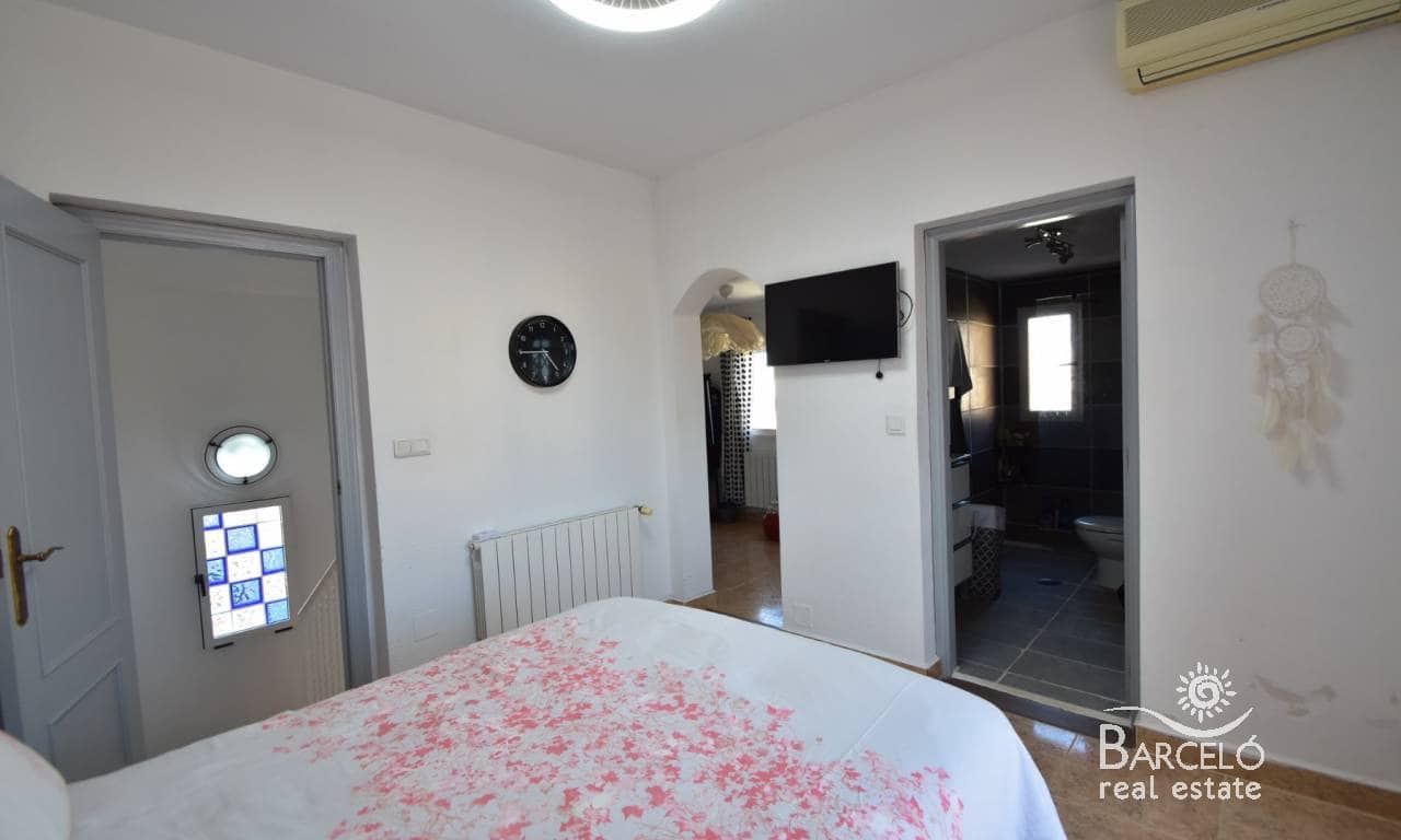 4 soverom Villa til salgs i Ciudad Quesada med svømmebasseng garasje - € 399 000 (Ref: 9360839)