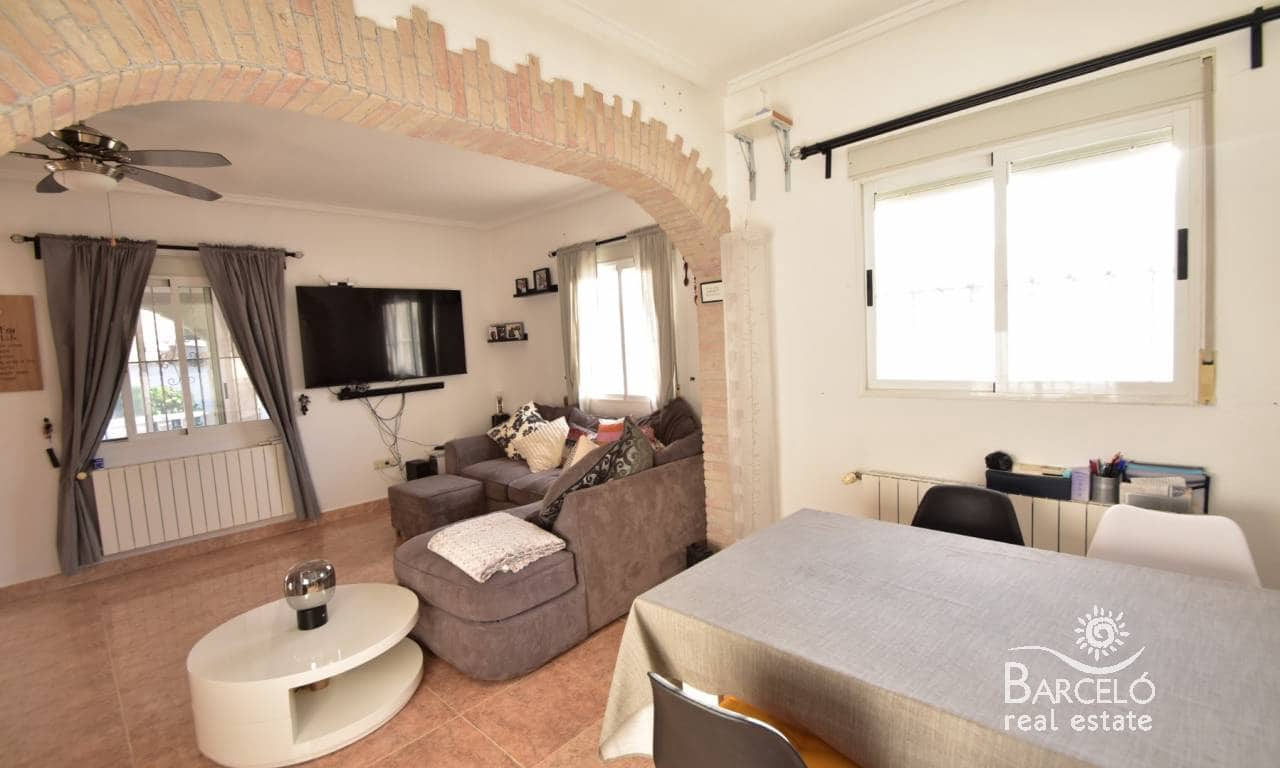 4 soverom Villa til salgs i Ciudad Quesada med svømmebasseng garasje - € 399 000 (Ref: 9360839)