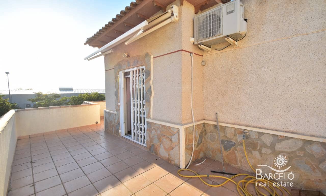 4 soverom Villa til salgs i Ciudad Quesada med svømmebasseng garasje - € 399 000 (Ref: 9360839)