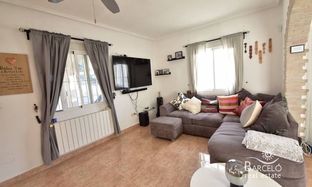 4 soverom Villa til salgs i Ciudad Quesada, Rojales med svømmebasseng garasje - € 399 000 (Ref: 9360839)