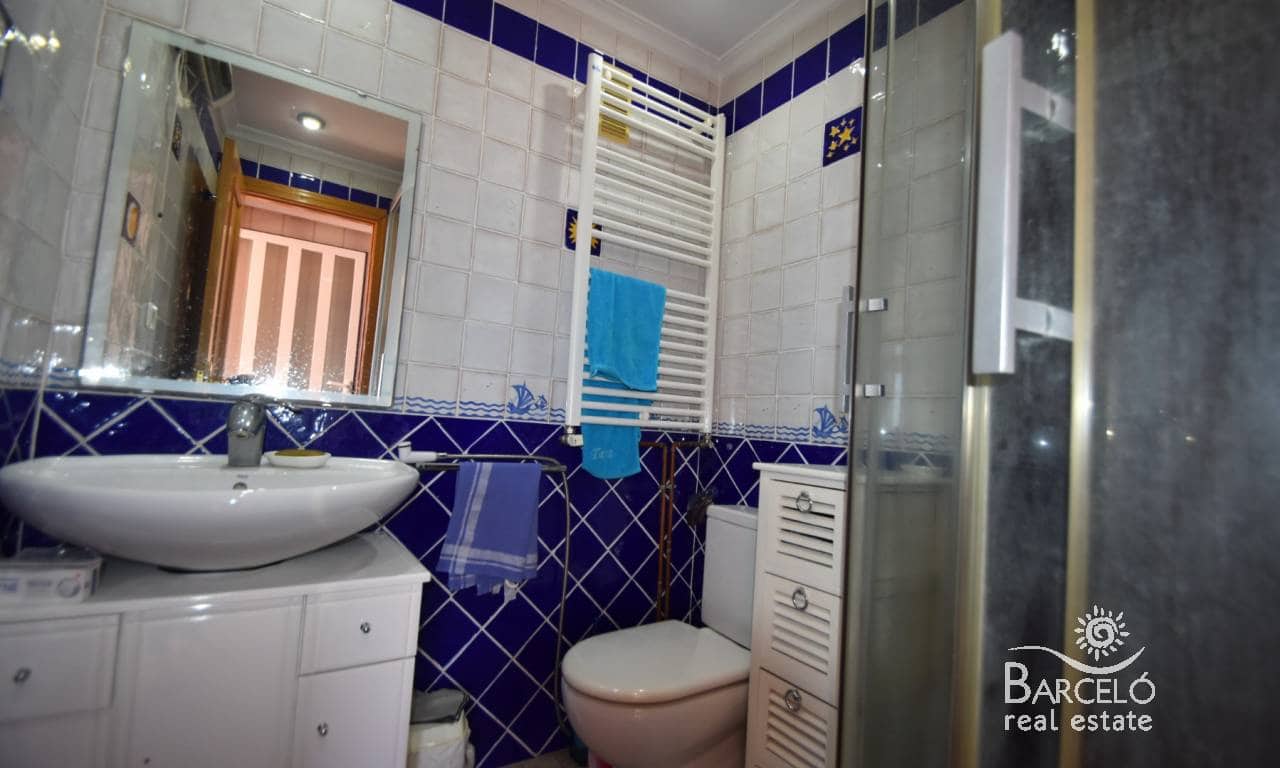 3 sovrum Lägenhet till salu i Guardamar del Segura med garage - 360 000 € (Ref: 9374401)