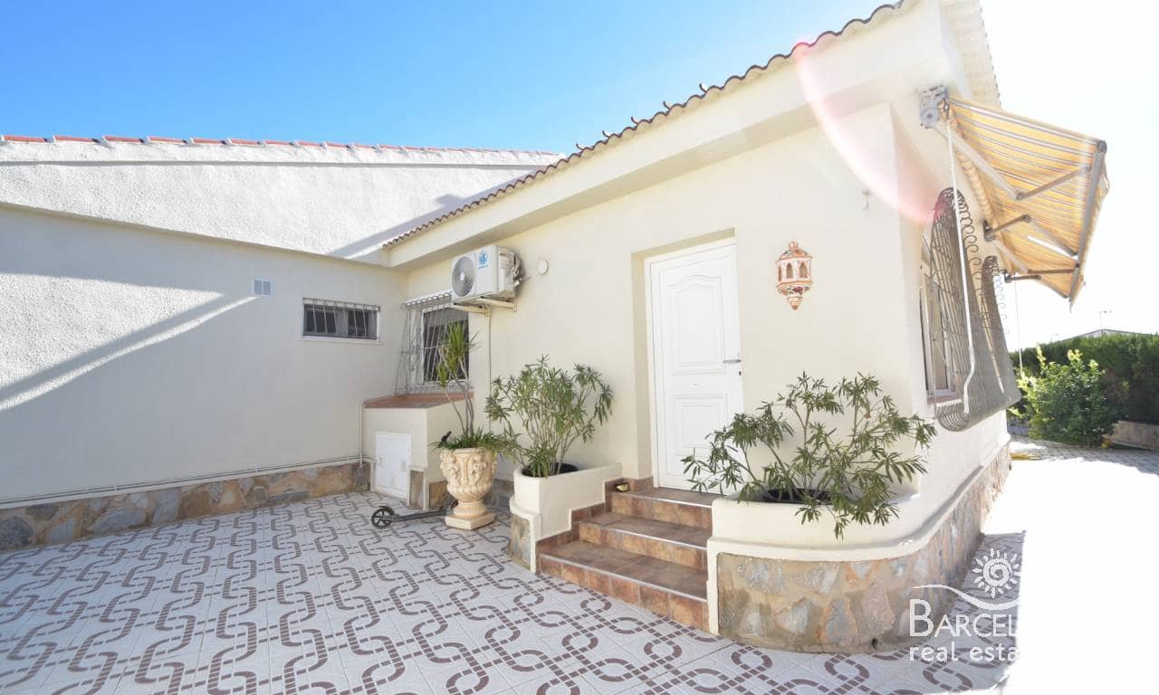 5 sypialnia Willa na sprzedaż w Ciudad Quesada z basenem garażem - 549 000 € (Ref: 9405806)