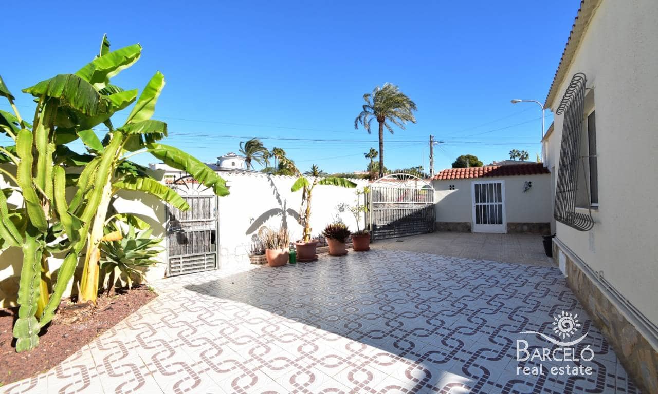 5 sypialnia Willa na sprzedaż w Ciudad Quesada z basenem garażem - 549 000 € (Ref: 9405806)