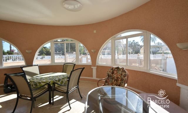 2 soverom Villa til salgs i Doña Pepa, Rojales med svømmebasseng garasje - € 350 000 (Ref: 9436357)