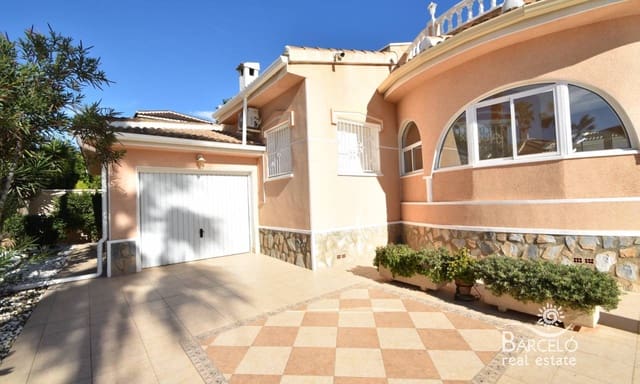 2 soverom Villa til salgs i Doña Pepa, Rojales med svømmebasseng garasje - € 350 000 (Ref: 9436357)