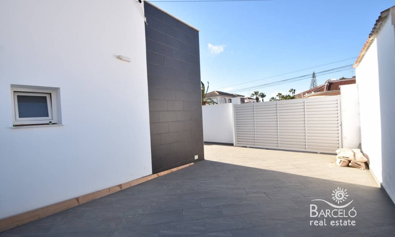 5 slaapkamer Villa te koop in Ciudad Quesada met zwembad garage - € 498.000 (Ref: 9436358)