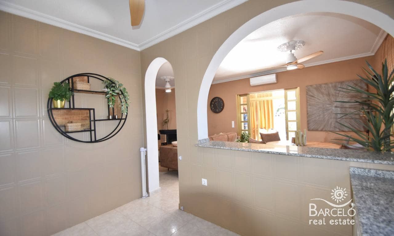 3 bedroom Villa for sale in Ciudad Quesada with pool garage - € 398,000 (Ref: 9532754)