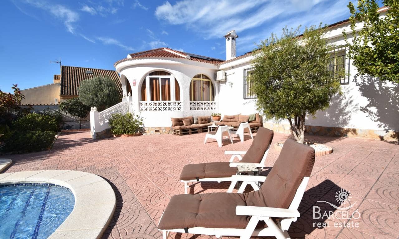 3 bedroom Villa for sale in Ciudad Quesada with pool garage - € 398,000 (Ref: 9532754)