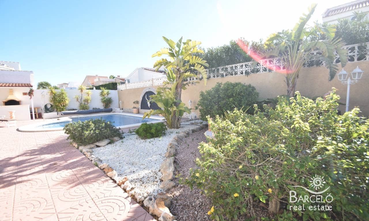 3 bedroom Villa for sale in Ciudad Quesada with pool garage - € 398,000 (Ref: 9532754)