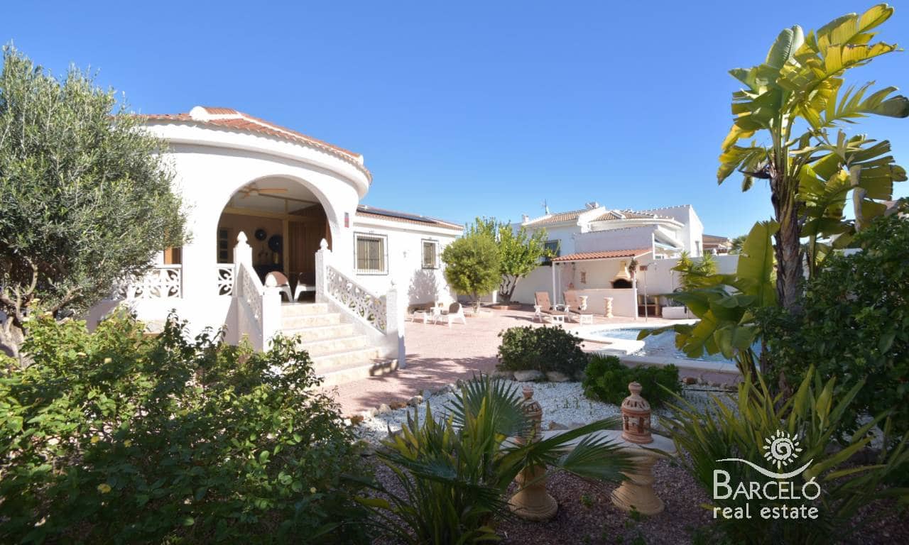 3 bedroom Villa for sale in Ciudad Quesada with pool garage - € 398,000 (Ref: 9532754)