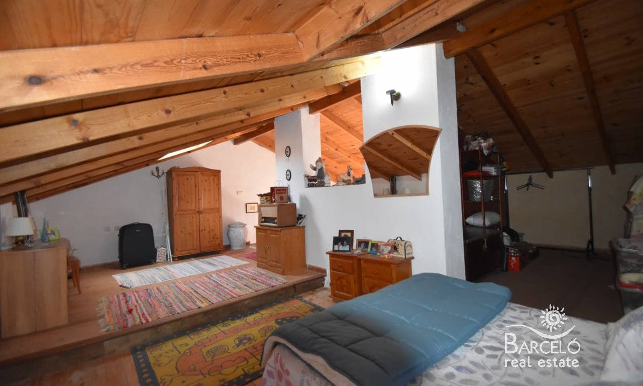 3 makuuhuone Maalaistalo myytävänä paikassa Dolores mukana uima-altaan 
autotalli - 210 000 € (Ref: 9598275)