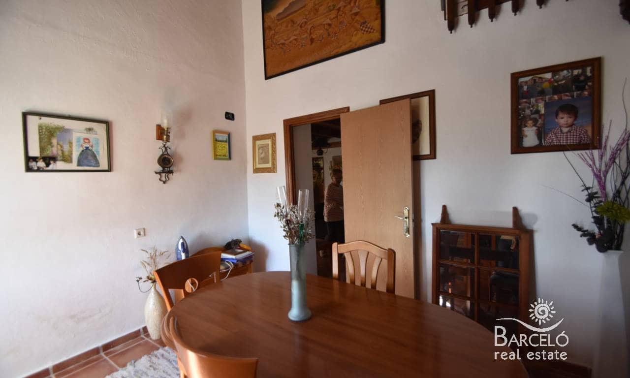 3 makuuhuone Maalaistalo myytävänä paikassa Dolores mukana uima-altaan 
autotalli - 210 000 € (Ref: 9598275)