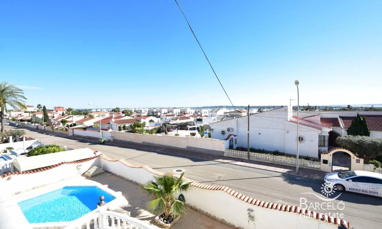 3 chambre Villa/Maison à vendre à Ciudad Quesada avec piscine garage - 375 000 € (Ref: 9598276)
