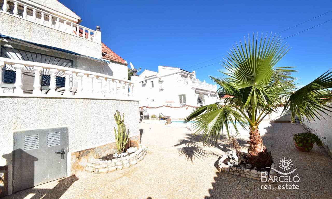 3 chambre Villa/Maison à vendre à Ciudad Quesada avec piscine garage - 375 000 € (Ref: 9598276)