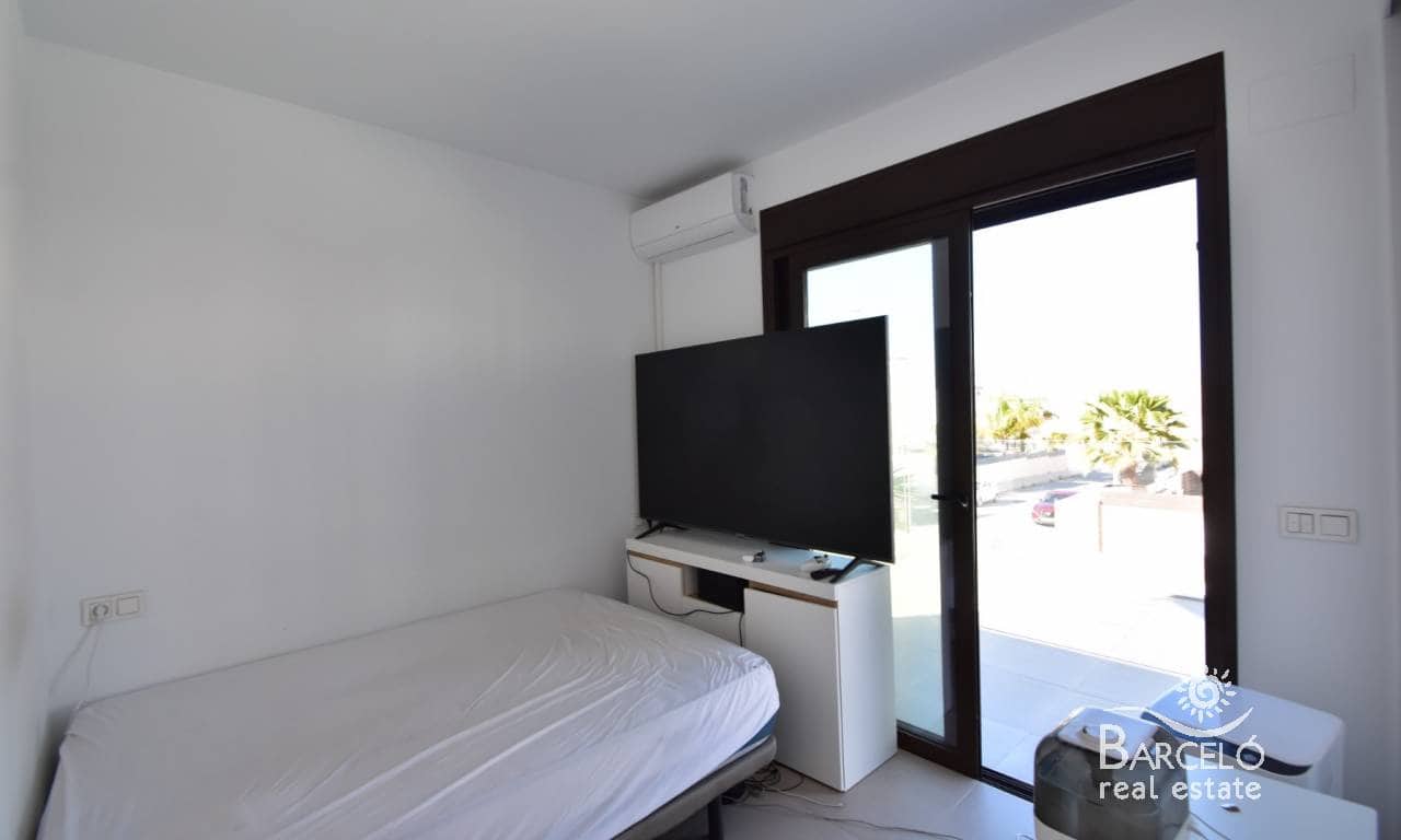 3 sovrum Villa till salu i Benijofar med pool garage - 440 000 € (Ref: 9614118)