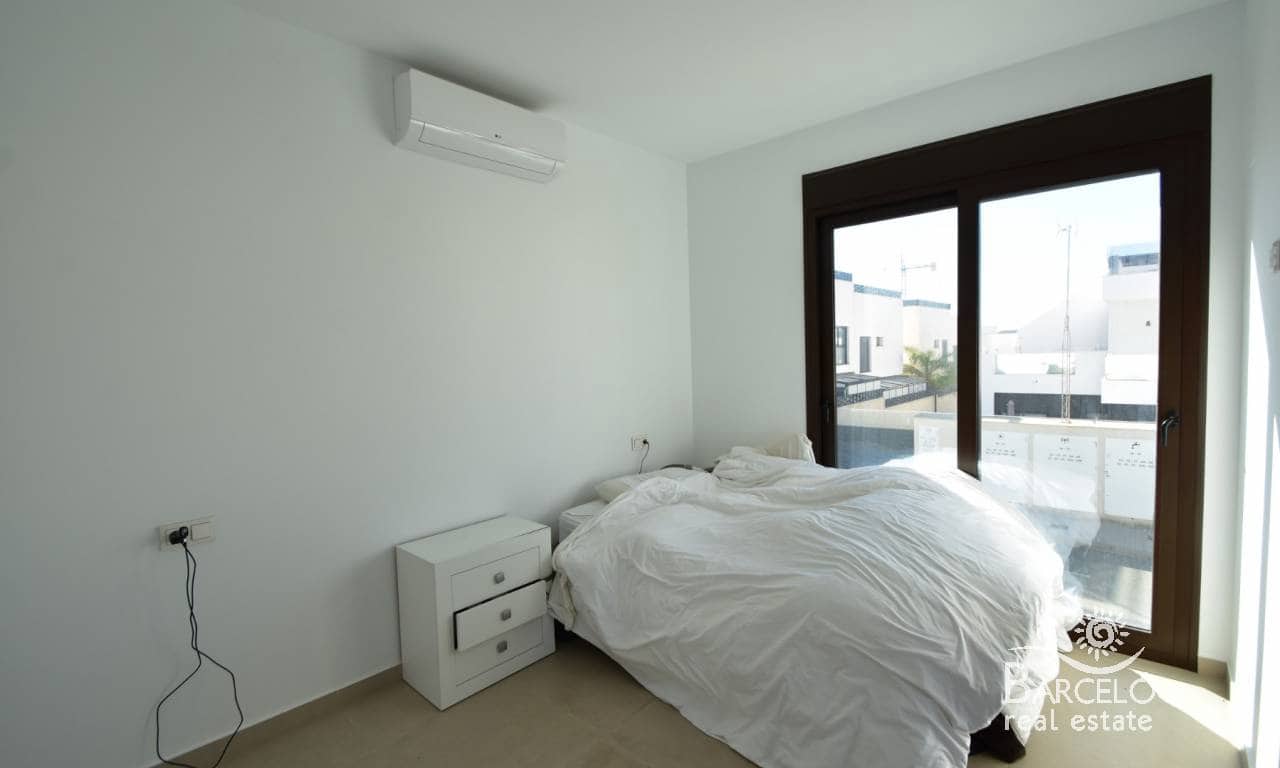 3 sovrum Villa till salu i Benijofar med pool garage - 440 000 € (Ref: 9614118)