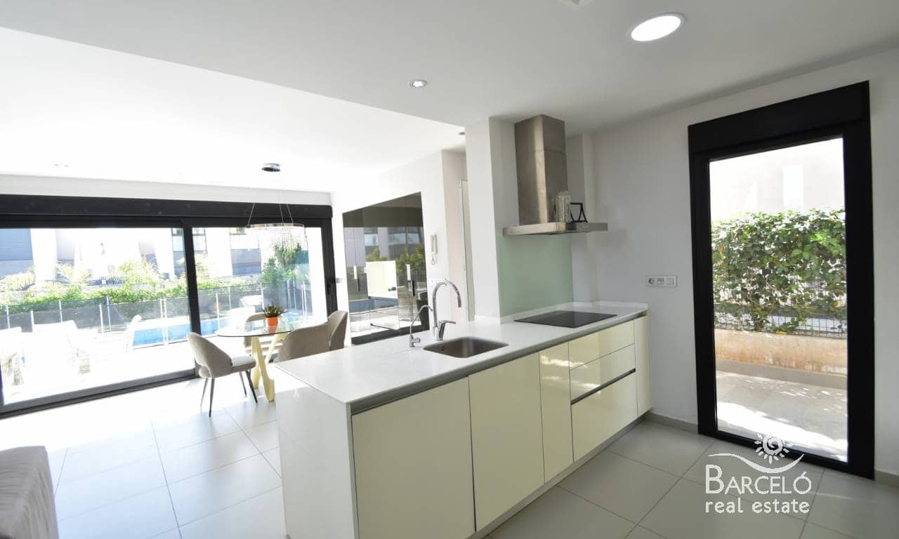 3 soverom Villa til salgs i Pueblo Bravo med svømmebasseng garasje - € 459 000 (Ref: 9626398)