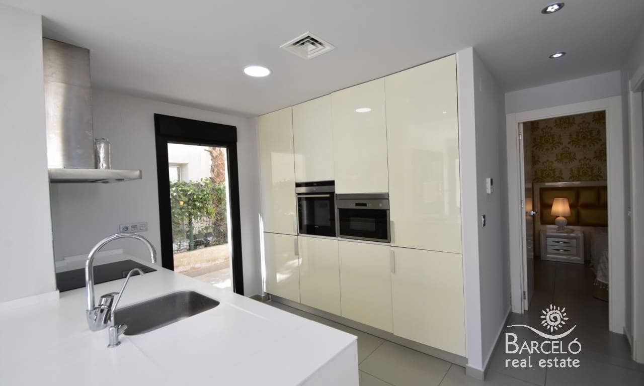 3 soverom Villa til salgs i Pueblo Bravo med svømmebasseng garasje - € 459 000 (Ref: 9626398)