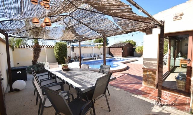 3 Zimmer Villa zu verkaufen in Formentera del Segura mit Pool Garage - 397.500 € (Ref: 9694296)