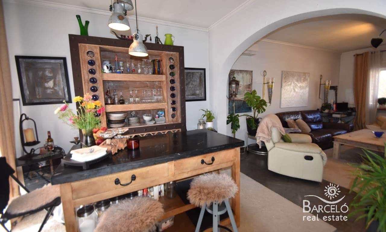 2 bedroom Villa for sale in Dona Pepa with pool garage - € 250,000 (Ref: 9739294)