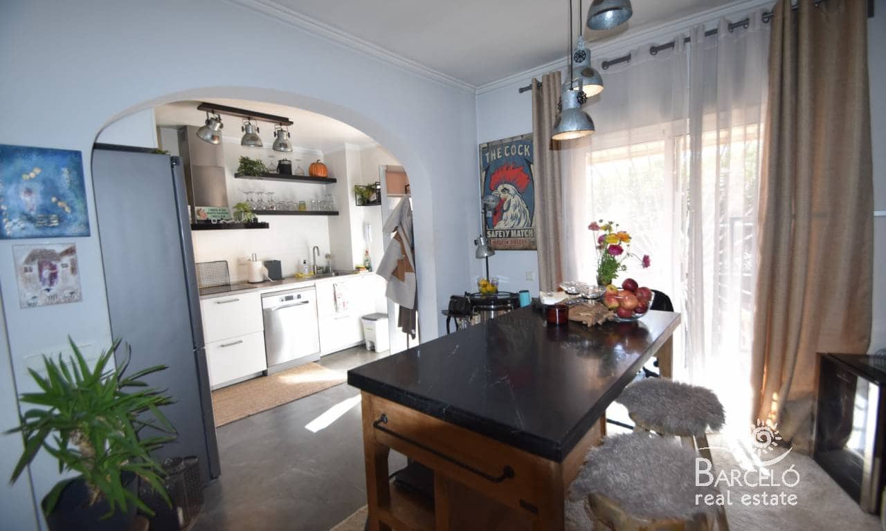 2 bedroom Villa for sale in Dona Pepa with pool garage - € 250,000 (Ref: 9739294)