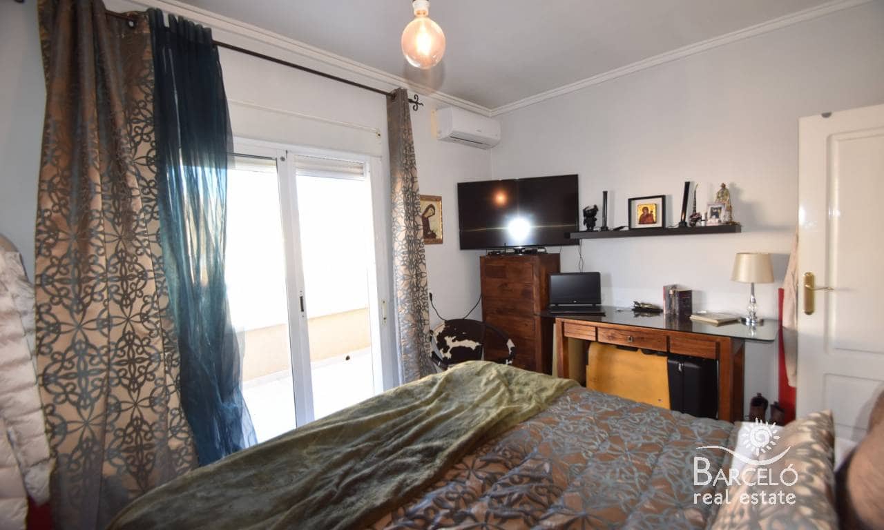 2 bedroom Villa for sale in Dona Pepa with pool garage - € 250,000 (Ref: 9739294)