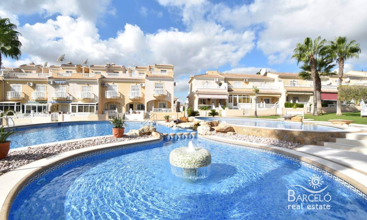 2 bedroom Villa for sale in Dona Pepa with pool garage - € 250,000 (Ref: 9739294)