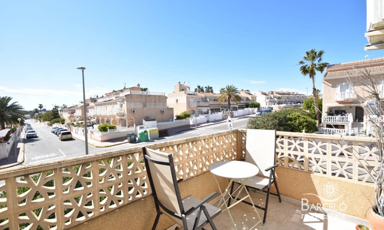 2 bedroom Villa for sale in Dona Pepa with pool garage - € 250,000 (Ref: 9739294)