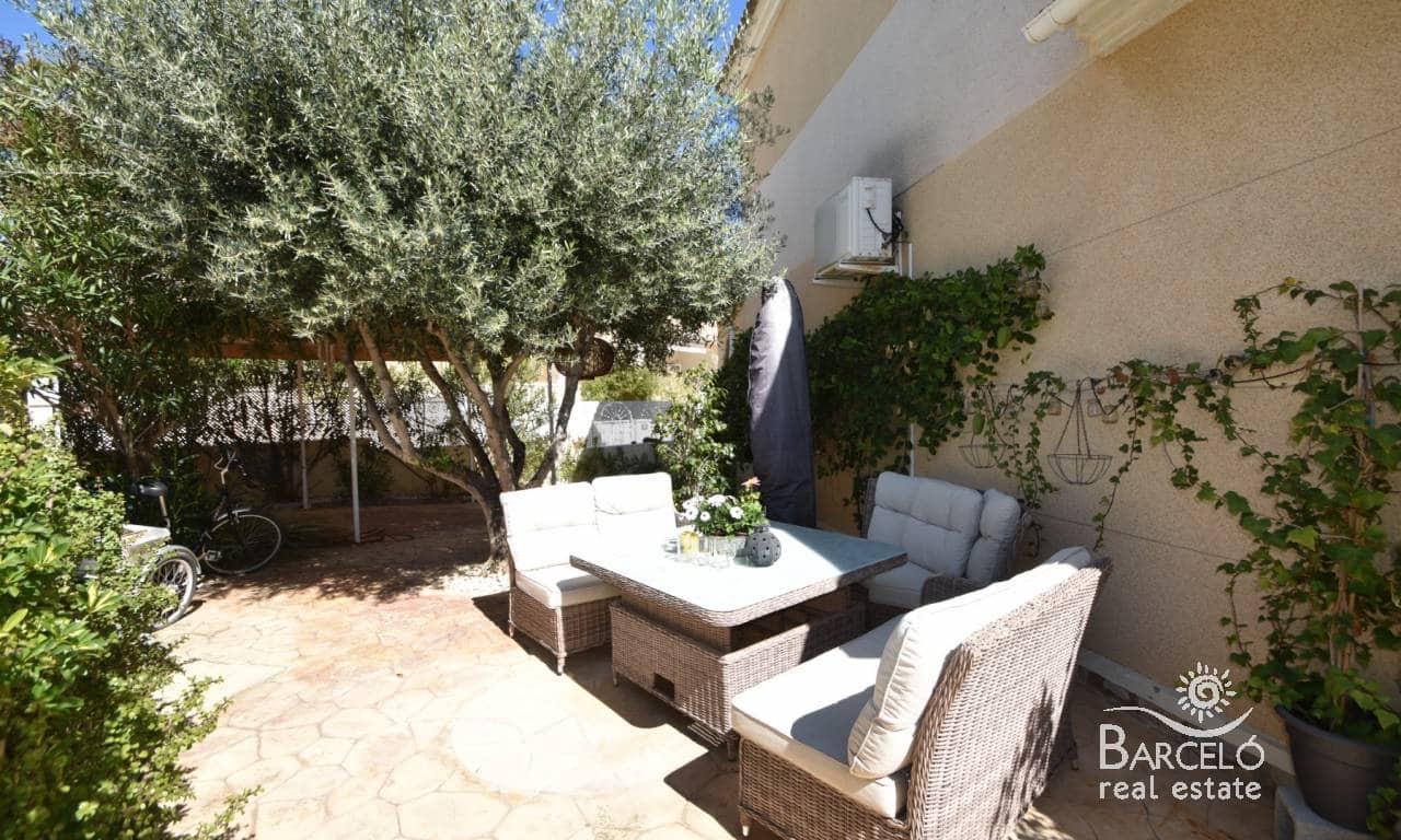 2 bedroom Villa for sale in Dona Pepa with pool garage - € 250,000 (Ref: 9739294)