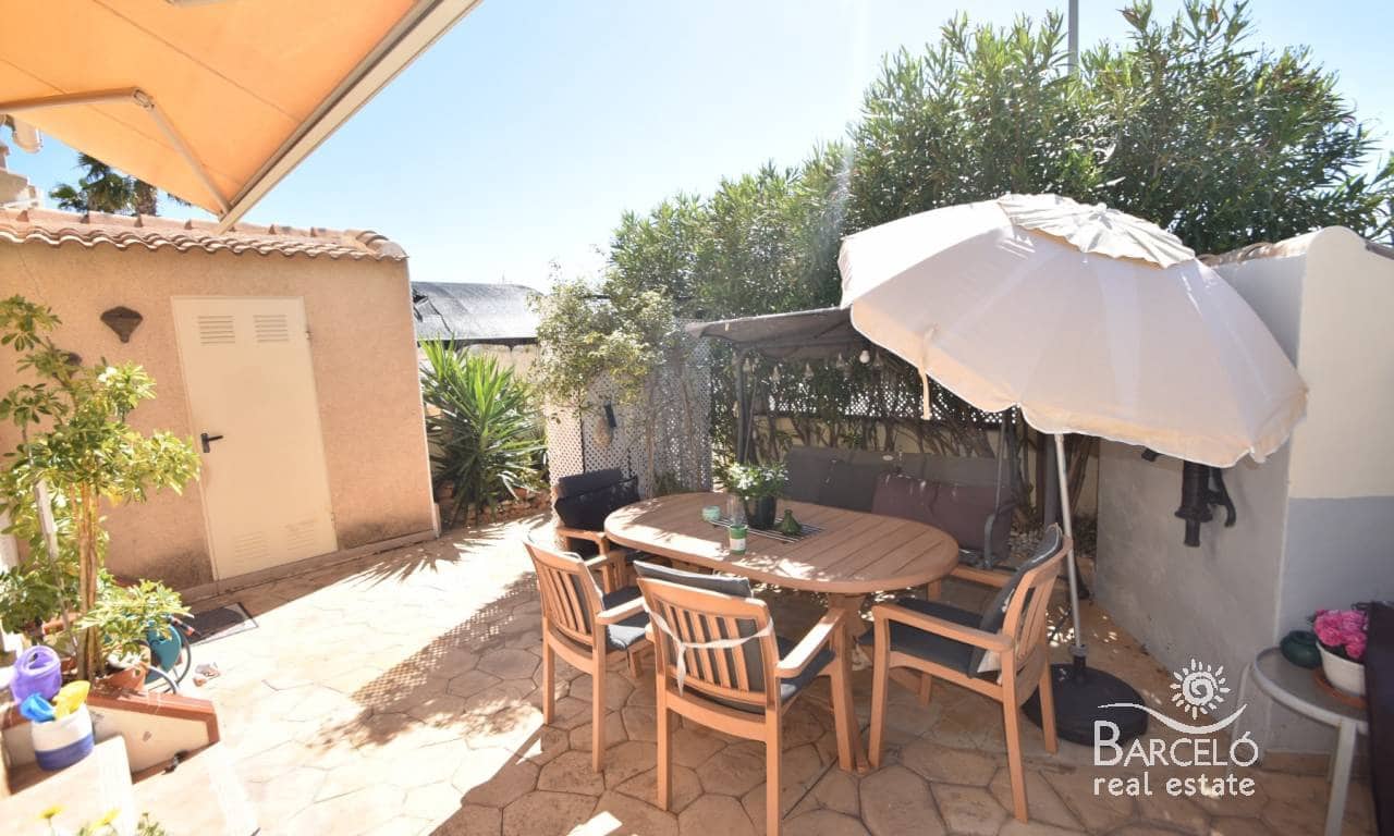 2 bedroom Villa for sale in Dona Pepa with pool garage - € 250,000 (Ref: 9739294)