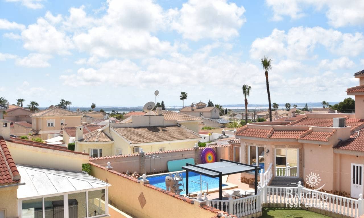 3 camera da letto Villa in vendita in Ciudad Quesada con piscina garage - 365.000 € (Rif: 9805281)