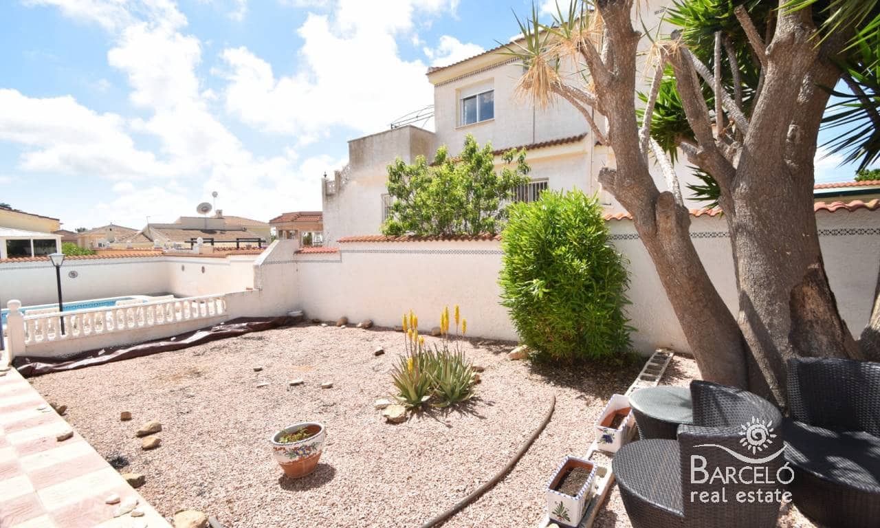 3 camera da letto Villa in vendita in Ciudad Quesada con piscina garage - 365.000 € (Rif: 9805281)
