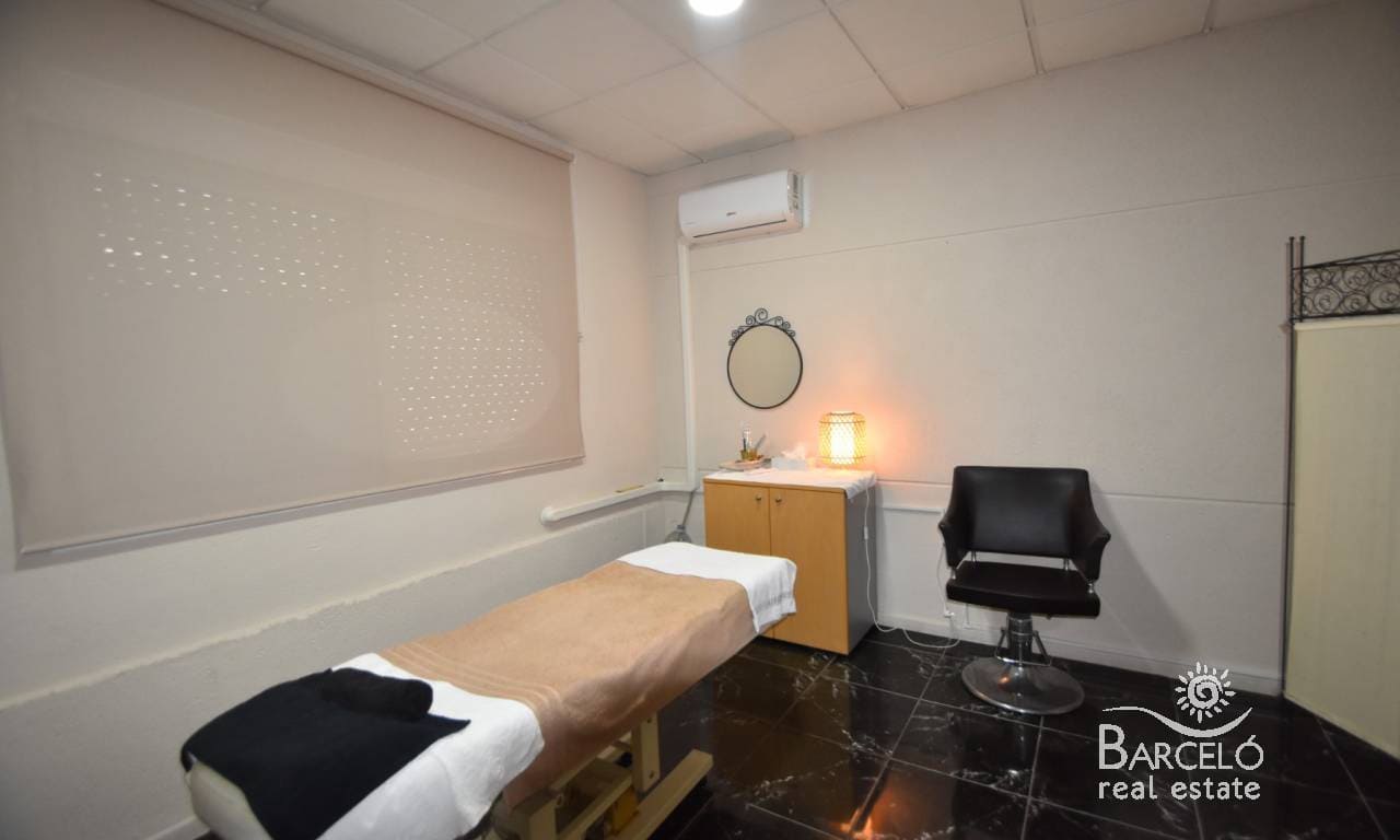 Komercyjne na sprzedaż w Ciudad Quesada - 199 000 € (Ref: 9810425)