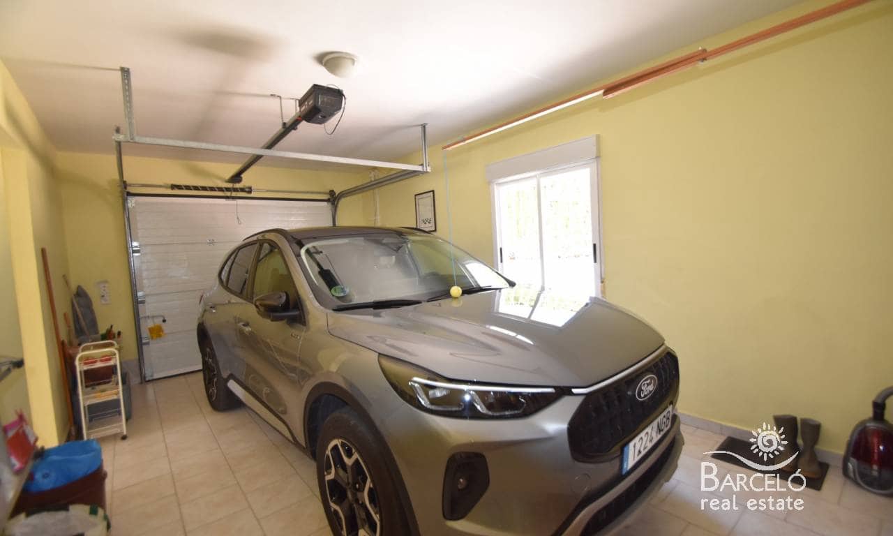 4 makuuhuone Huvila myytävänä paikassa Ciudad Quesada mukana uima-altaan 
autotalli - 549 950 € (Ref: 9821228)