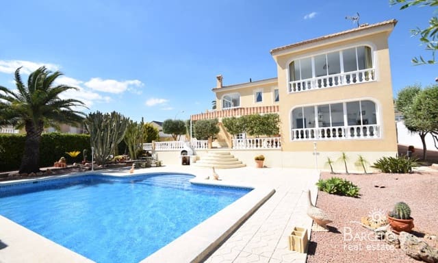 4 sypialnia Willa na sprzedaż w Ciudad Quesada, Rojales z basenem garażem - 549 950 € (Ref: 9821228)