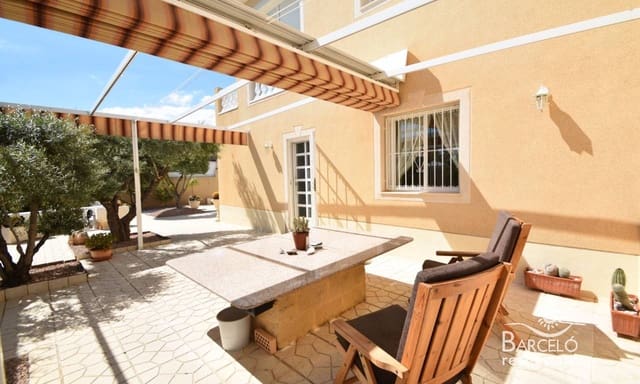 4 sypialnia Willa na sprzedaż w Ciudad Quesada, Rojales z basenem garażem - 549 950 € (Ref: 9821228)