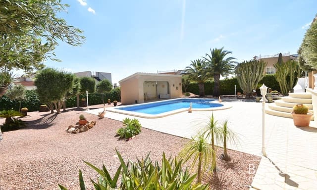 4 sypialnia Willa na sprzedaż w Ciudad Quesada, Rojales z basenem garażem - 549 950 € (Ref: 9821228)