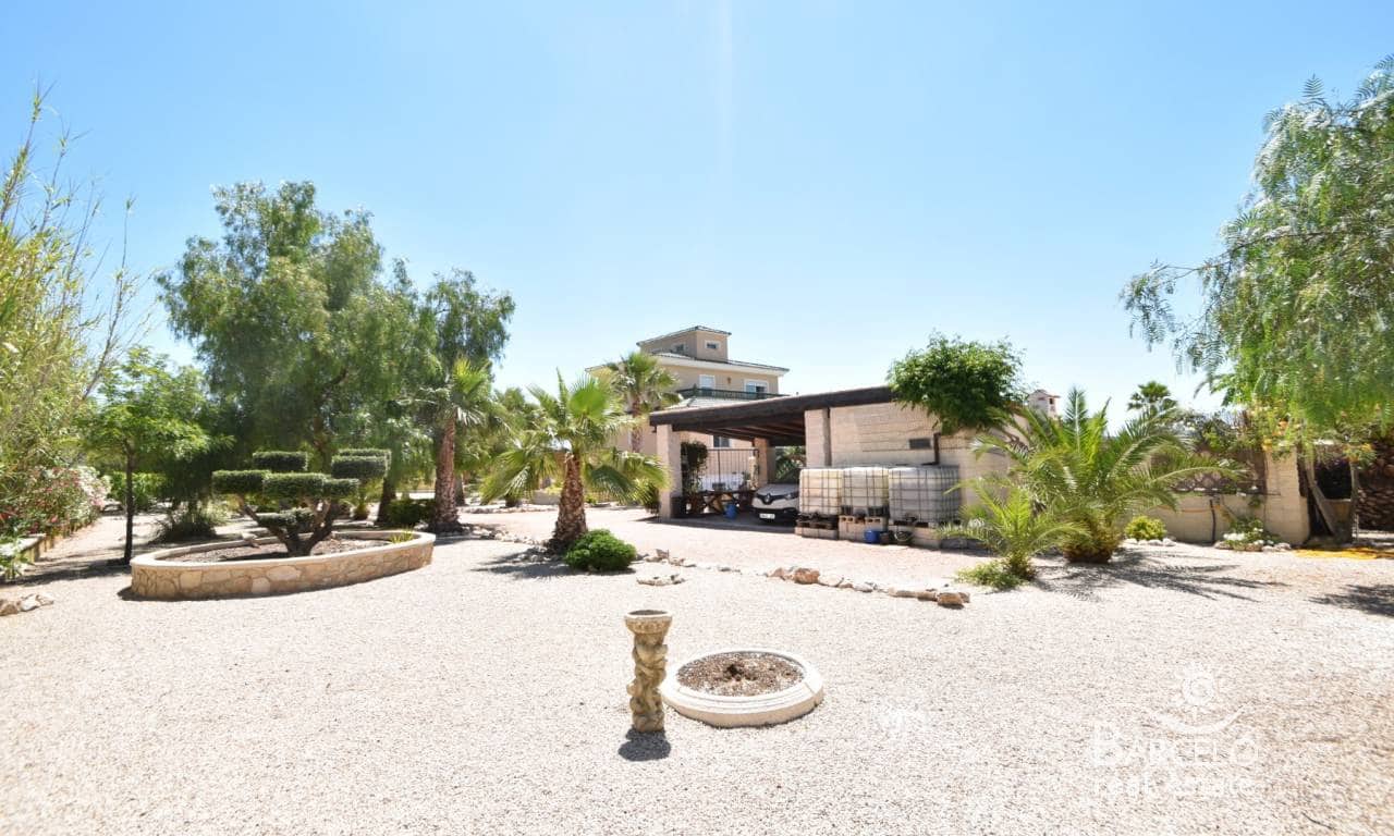 4 bedroom Finca/Country House for sale in Macisvenda with pool garage - € 475,000 (Ref: 9860878)
