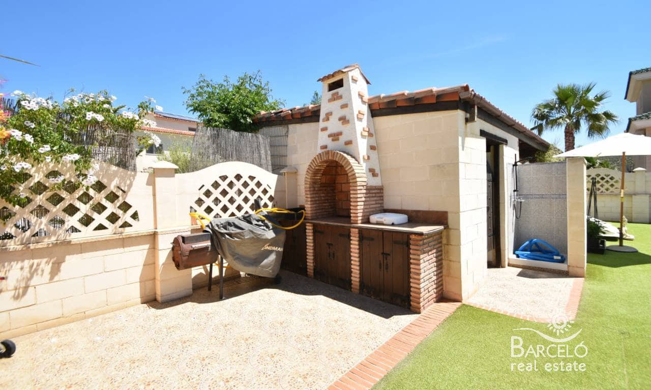 4 bedroom Finca/Country House for sale in Macisvenda with pool garage - € 475,000 (Ref: 9860878)