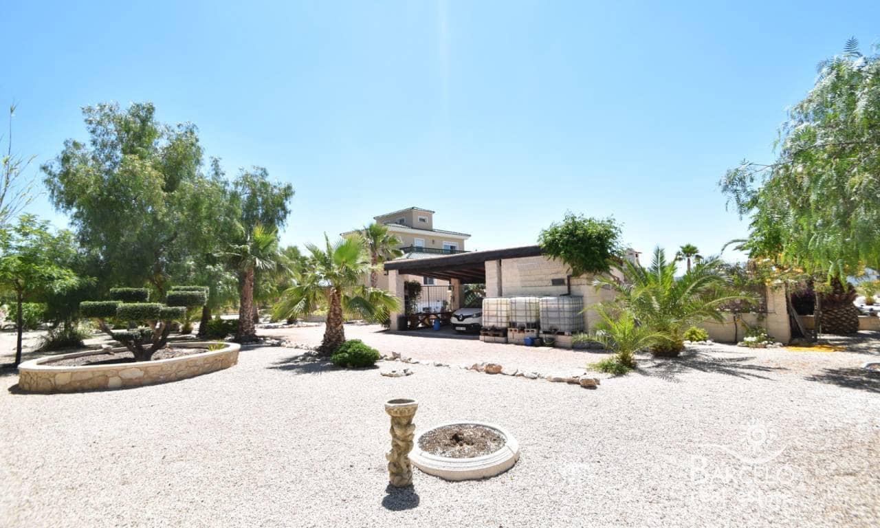 4 bedroom Finca/Country House for sale in Macisvenda with pool garage - € 475,000 (Ref: 9860878)