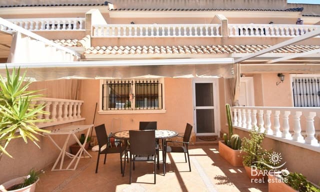 2 makuuhuone Omakotitalo myytävänä paikassa Villamartin, Orihuela mukana uima-altaan 
autotalli - 199 950 € (Ref: 9867897)