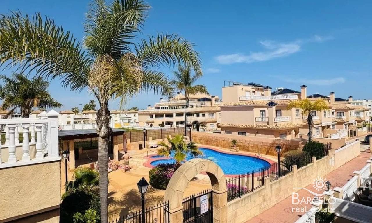 2 slaapkamer Huis te koop in Villamartin met zwembad garage - € 215.000 (Ref: 9883608)