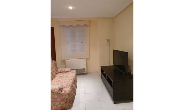 3 bedroom Apartment for sale in Centro, Elche / Elx - € 93,000 (Ref: 9965739)