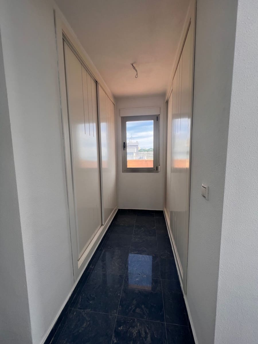 3 bedroom Penthouse for sale in Calpe / Calp - € 1,672,000 (Ref: 9251792)